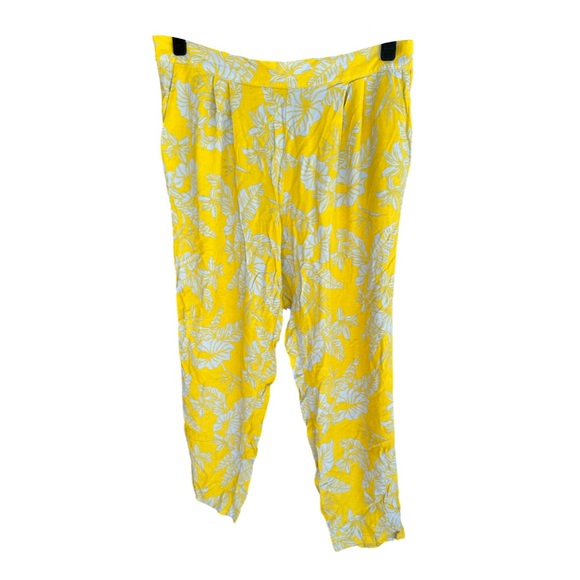 H&M Pants - H&M Tropical Palm Leaf Pants